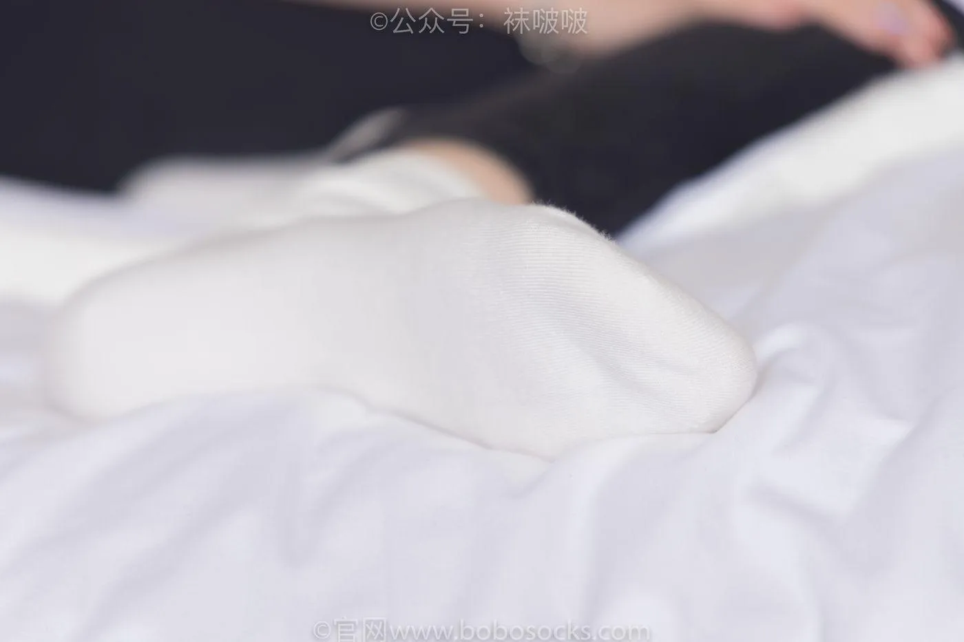 [BoBoSocks袜啵啵]NO.055 稚予-斯凯奇运动鞋、白棉袜、黑棉袜 [139P]插图5